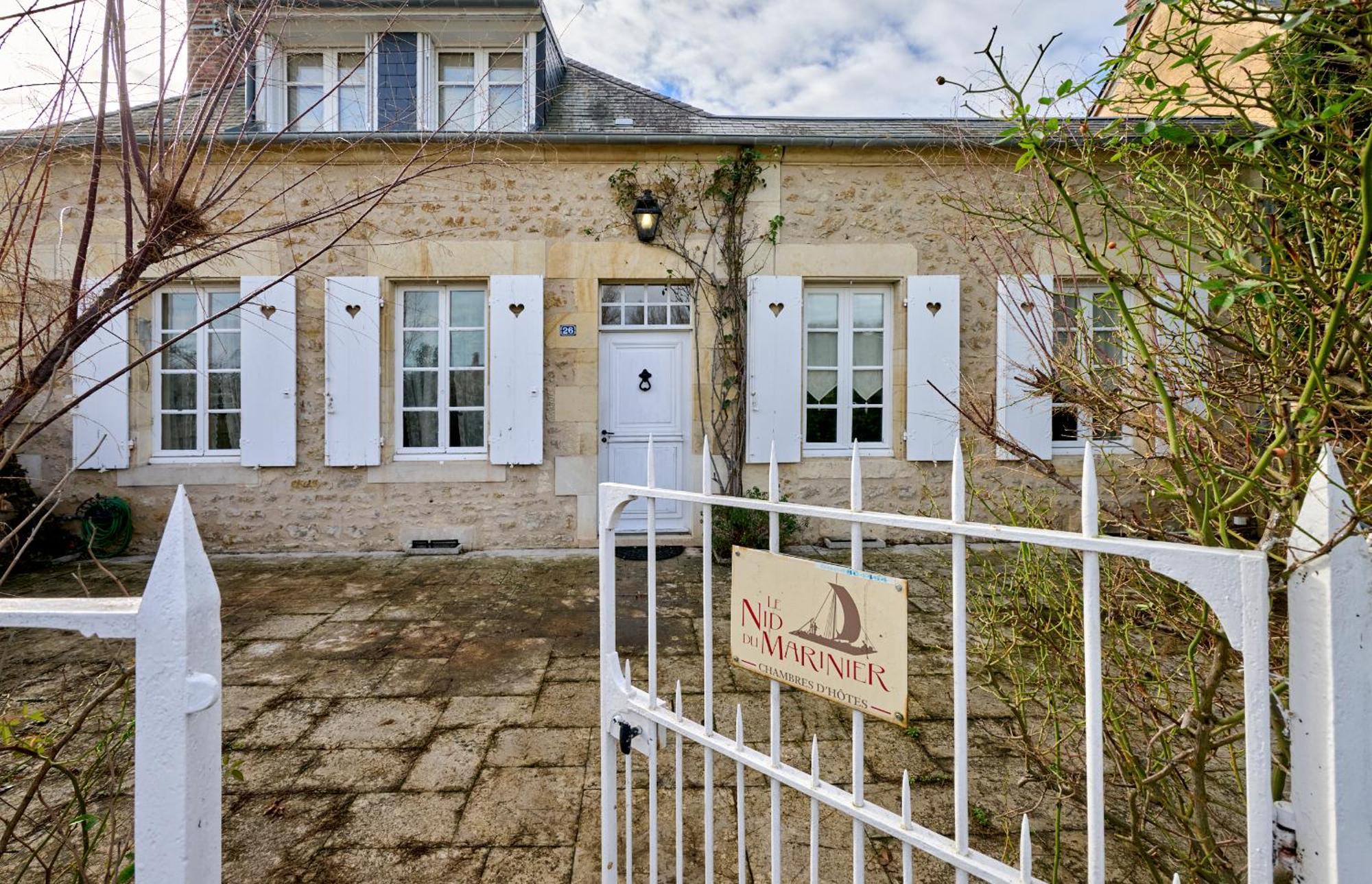 Le Nid Du Marinier Cuffy Exterior foto